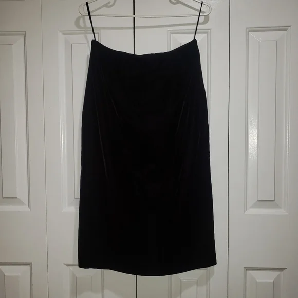 Vintage Cleo Velvet Skirt Burgundy Made in Canada - Picture 2 of 10